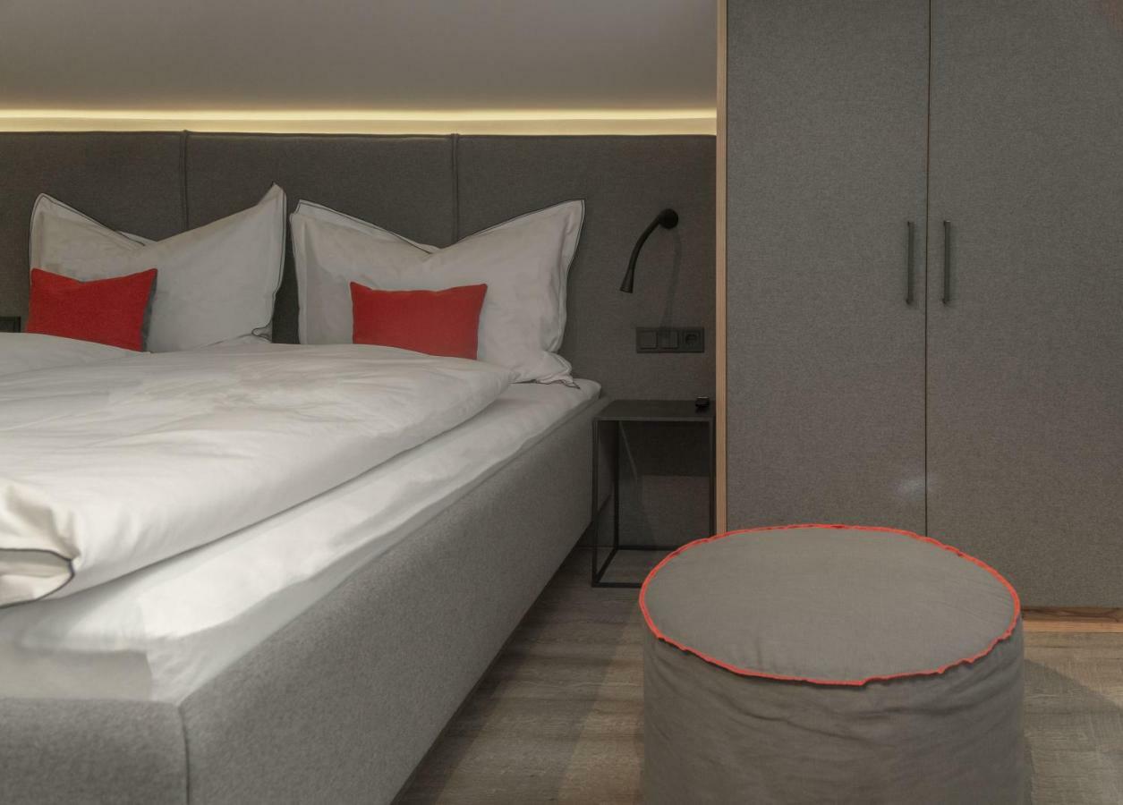 Appartements Erwin & Eleonore Huettl - Penthouse Neukirchen am Grossvenediger Bagian luar foto